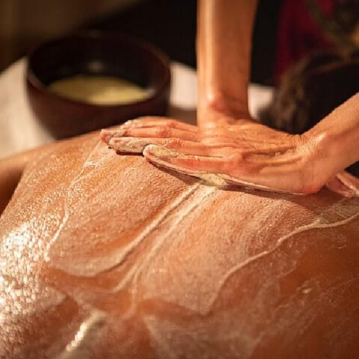 SCRUB & RELAX MASSAGE
